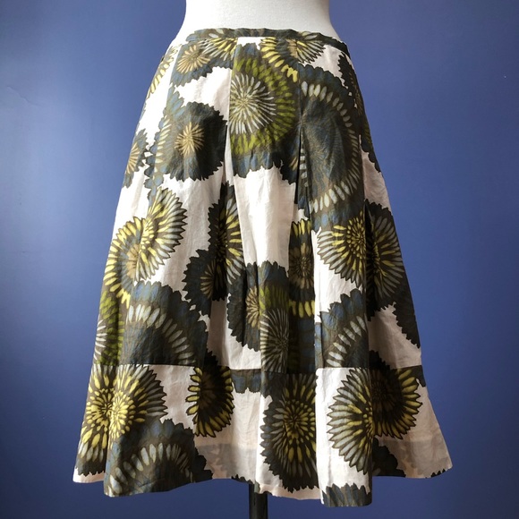 BCBG Small Green Floral Cotton A-line Skirt - Picture 3 of 7